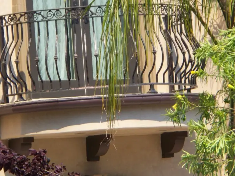 Beverly Hills Rain Gutters 2