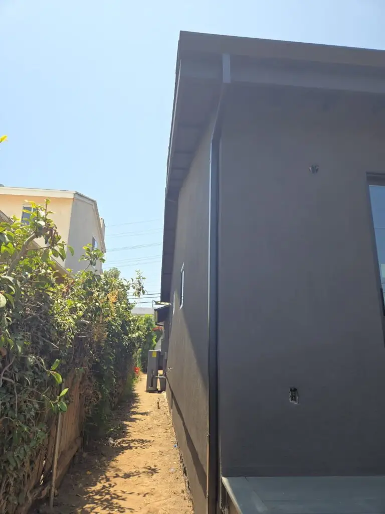 Glendale Rain Gutters _13