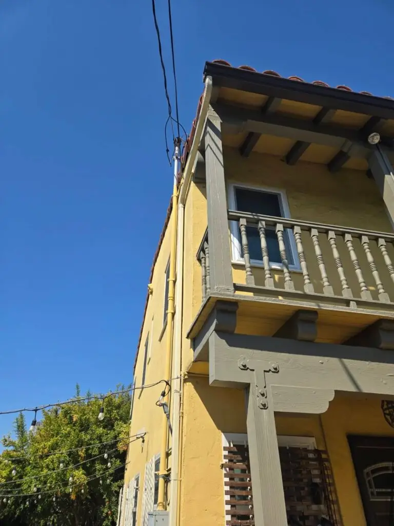 Rain Gutters Granada Hills 10 Quality rain gutter installation in Granada Hills, CA