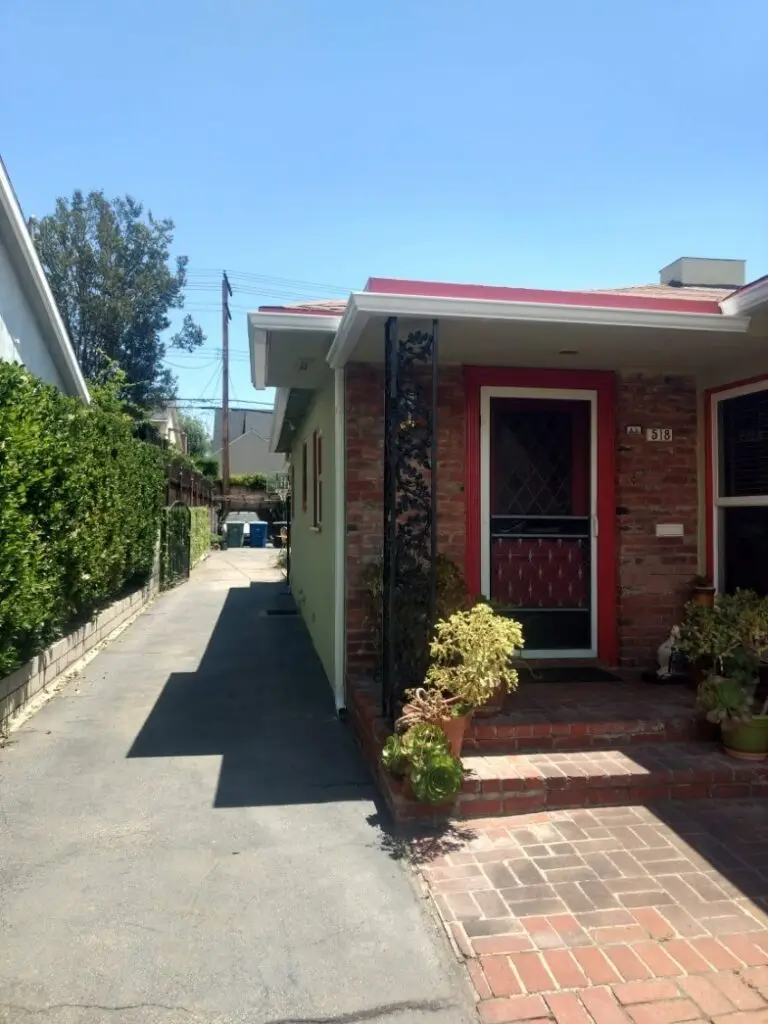 Rain Gutters Montebello 6 Custom rain gutters installed in Montebello, CA