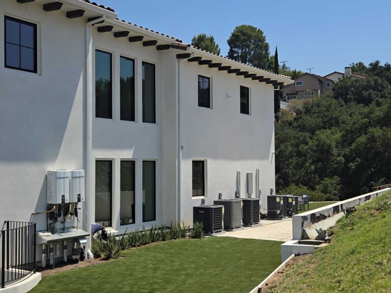 New seamless gutters and downspouts in Agoura Hills, CA - photo 2