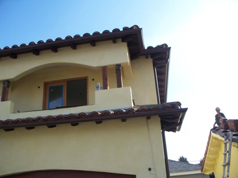 Rain Gutters Culver City 13 Seamless rain gutters installed in Culver City, CA by RainAway (photo 12)