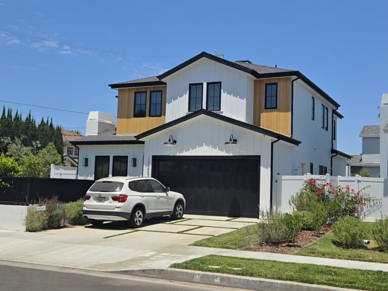 Mission Hills, CA - Rain Gutters 04