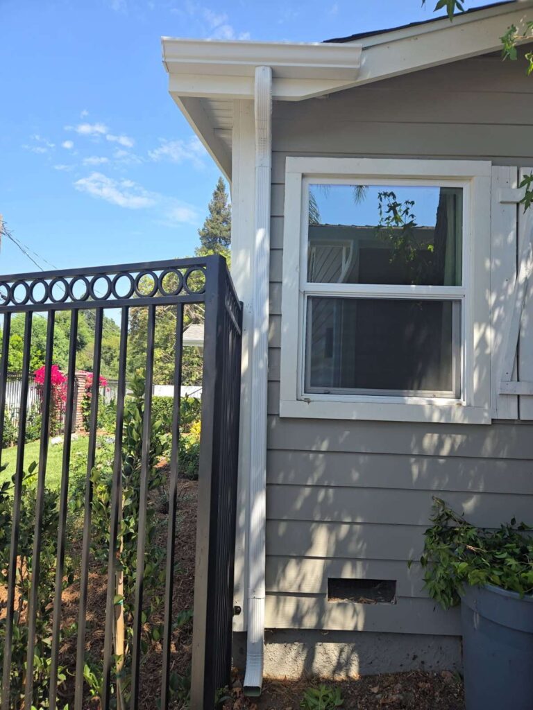 Oxnard, CA - Rain Gutters 15