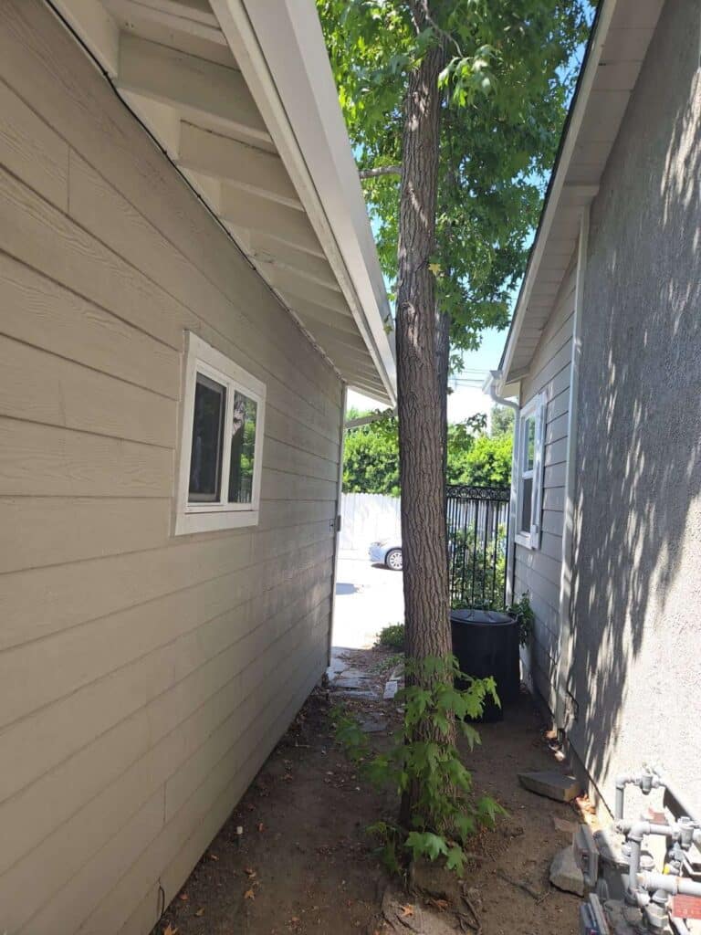 Tarzana, CA - Rain Gutters 19