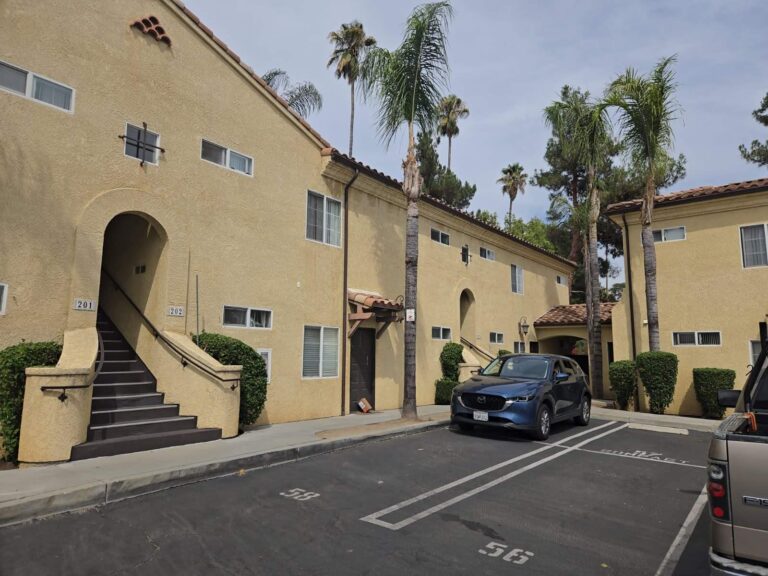 Custom rain gutters installed in Woodland Hills, CA
