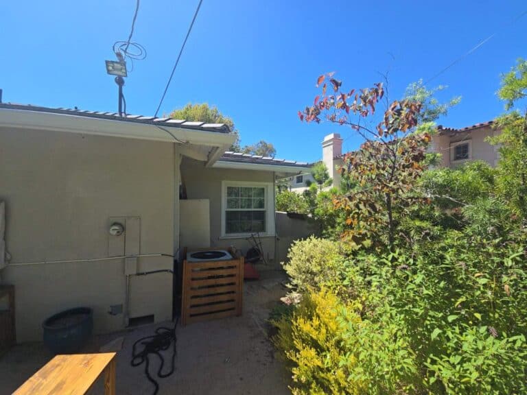 Seamless gutter system installed in Santa Ana, CA