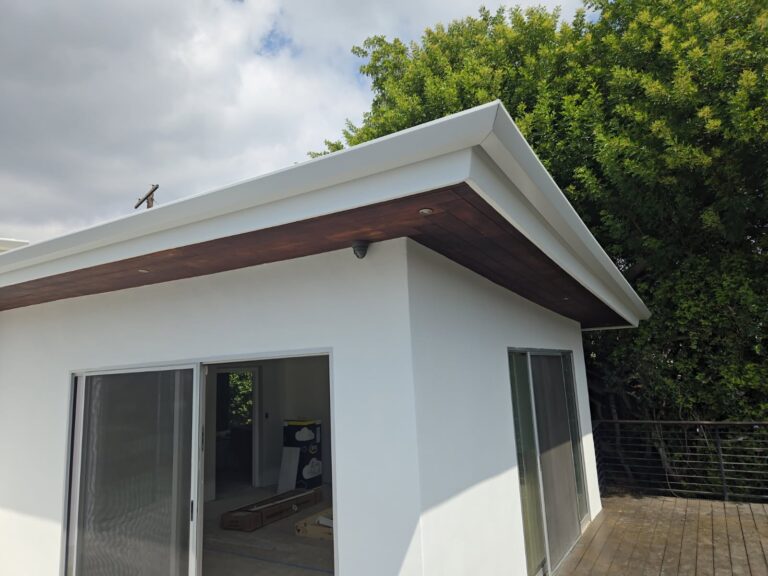 Rain gutter replacement project in Santa Clarita, CA