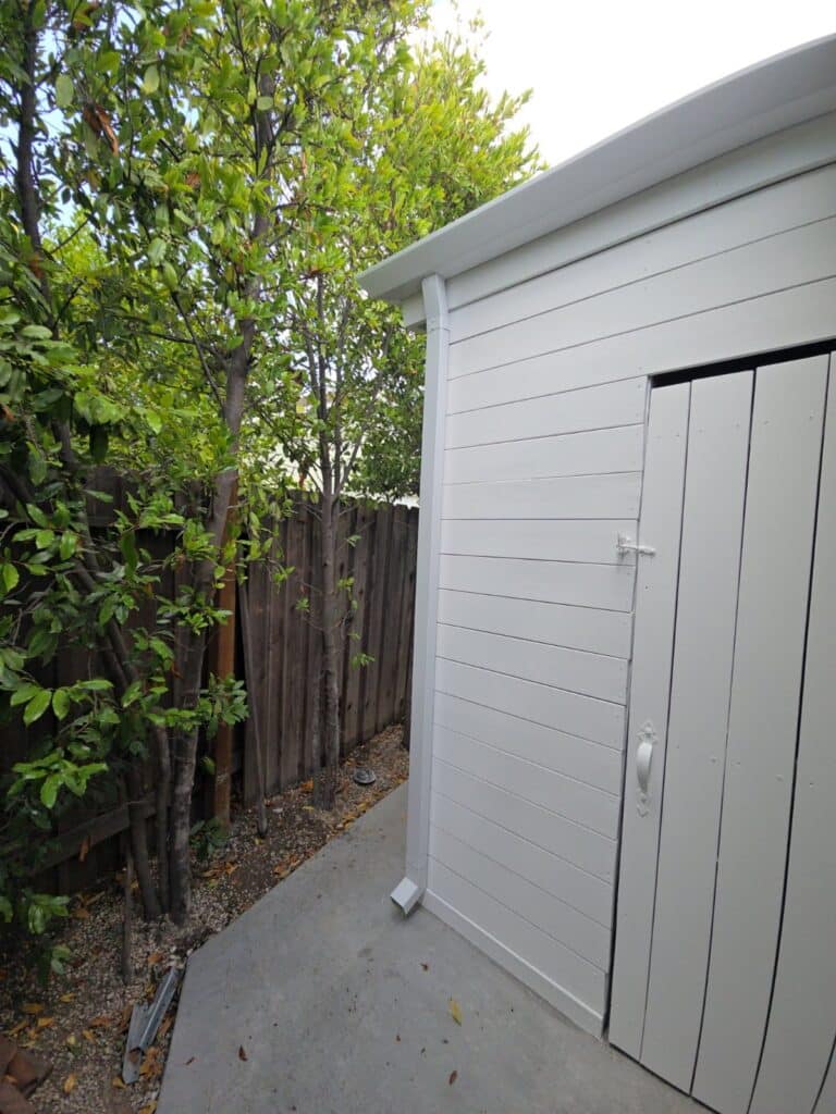 Seamless gutter system installed in Santa Clarita, CA
