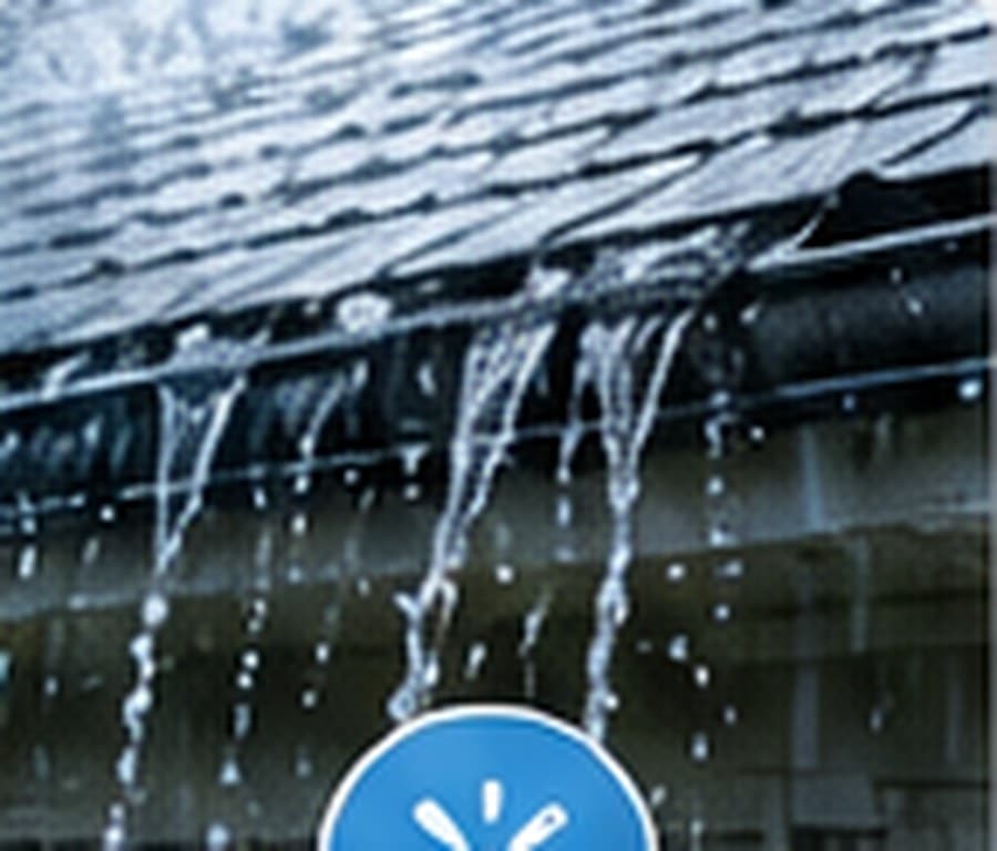 Rain gutter cleaning service